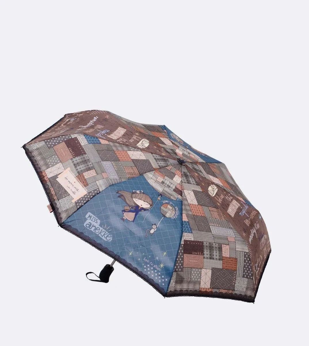 Automatic compact umbrella with a printed design