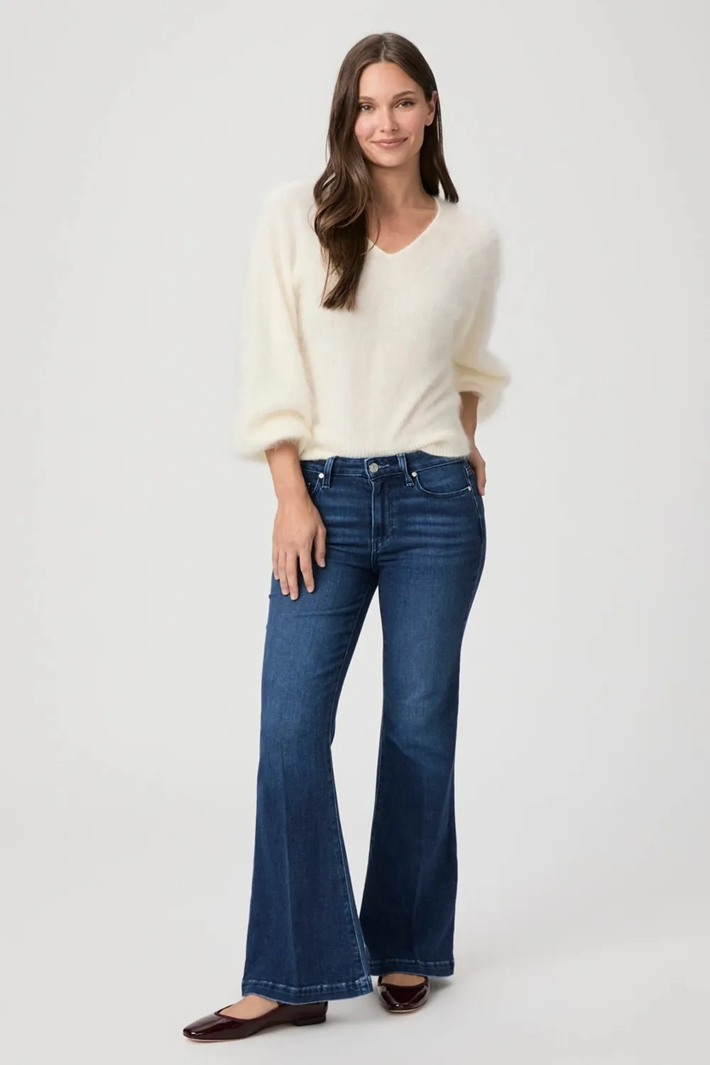 Genevieve High Rise Flared 32 Jeans in Sail Away