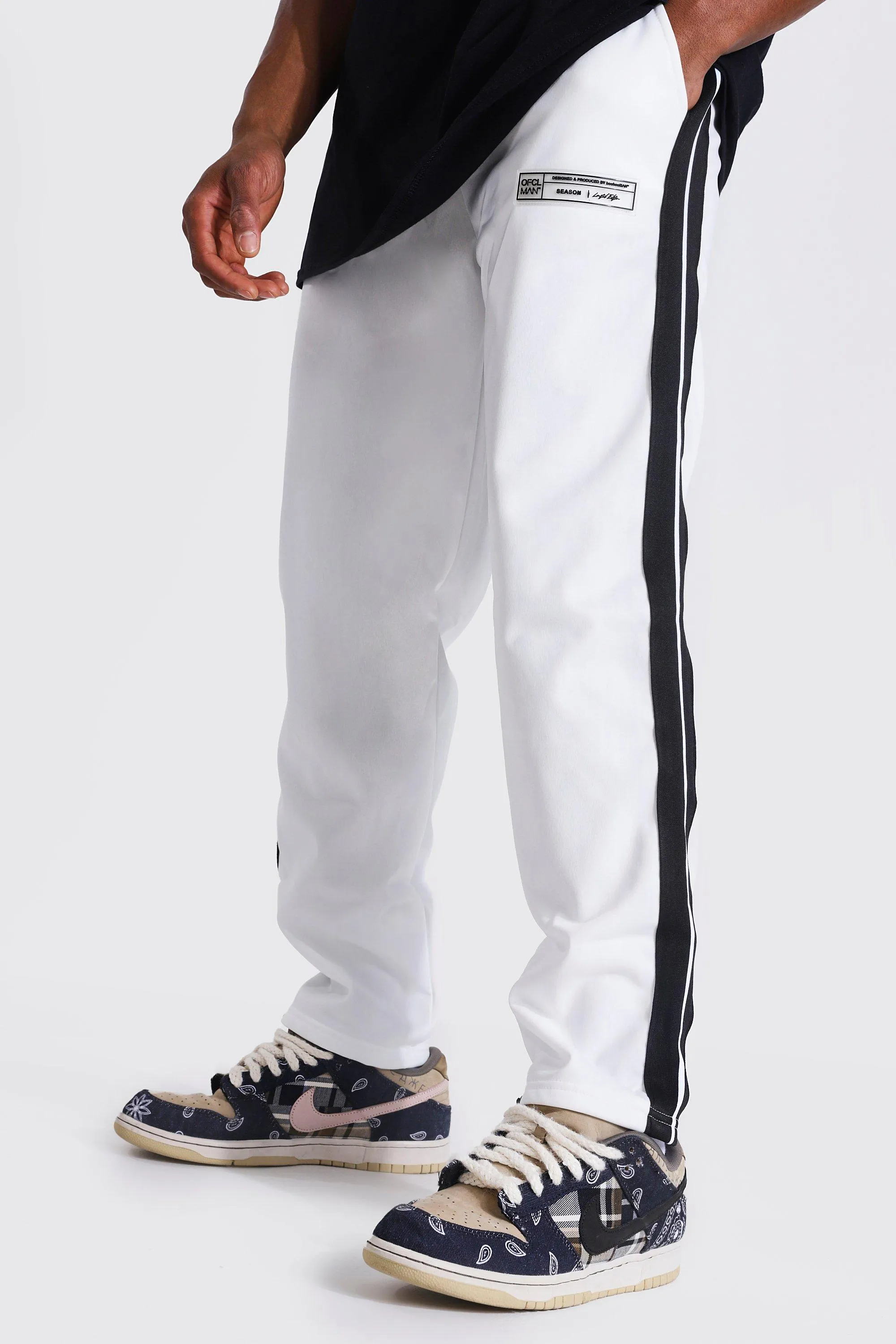 Loose Fit Tricot Joggers With Side Tape | boohooMAN UK