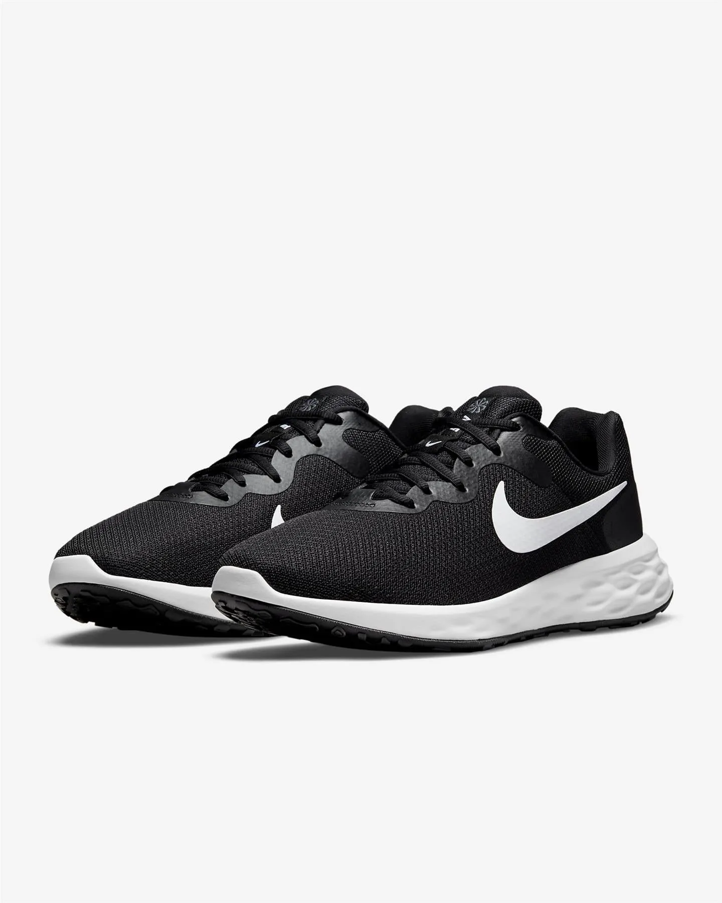 Men's Wide Fit Nike DD8475-003 Revolution 6 Running Sneakers